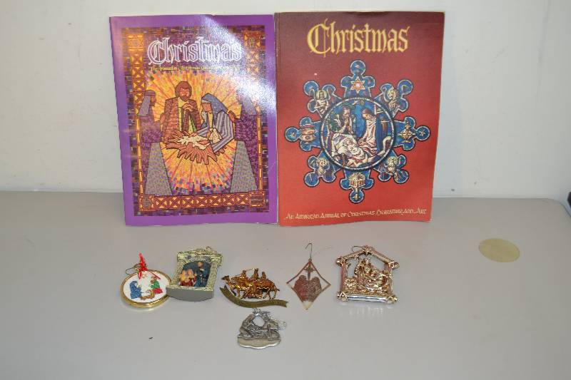 lot 11 image: Christmas Ornaments
