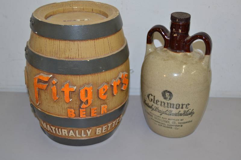 lot 36 image: Decanter and Bank