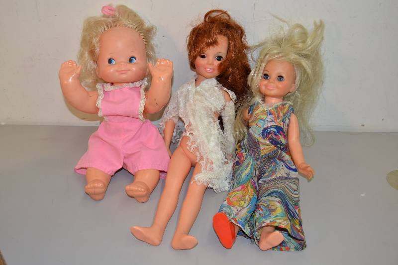lot 59 image: Dolls