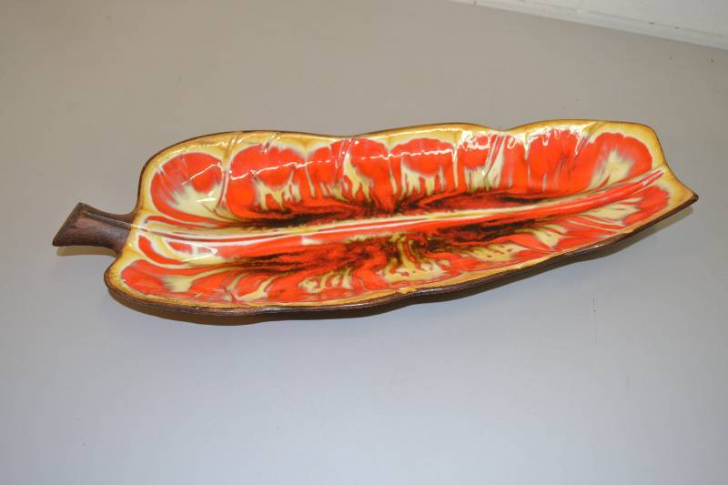 lot 94 image: Treasure Craft Ceramic