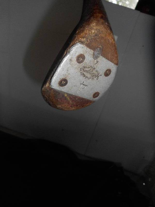 VINTAGE JD HIGGENS WOODEN GOLF CLUB