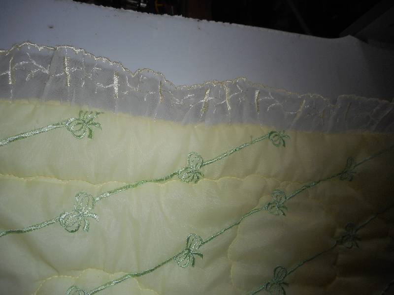 BEAUTIFUL CRIB QUILT