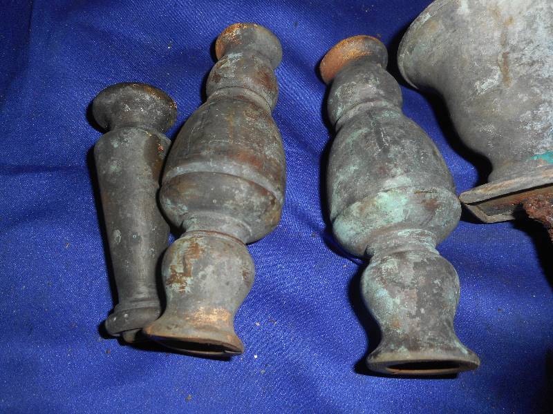 ANTIQUE BRASS PIECES