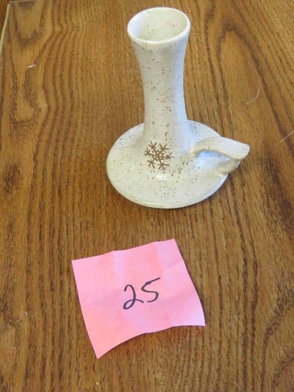 Candle holder