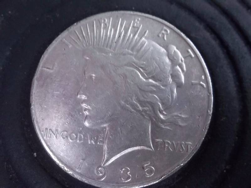 1935 S Peace Silver Dollar AU-BU