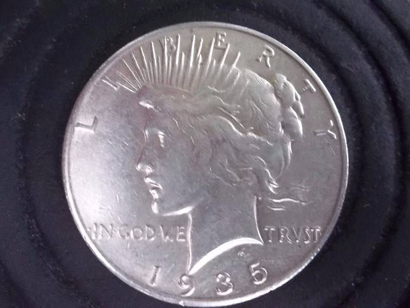 1935 S Peace Silver Dollar AU-BU