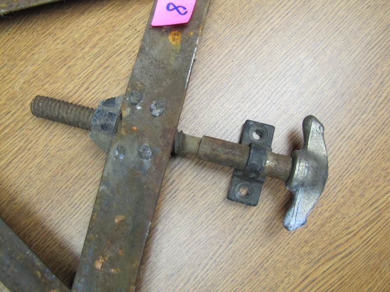 Metal  Iron Slow Moving Frame