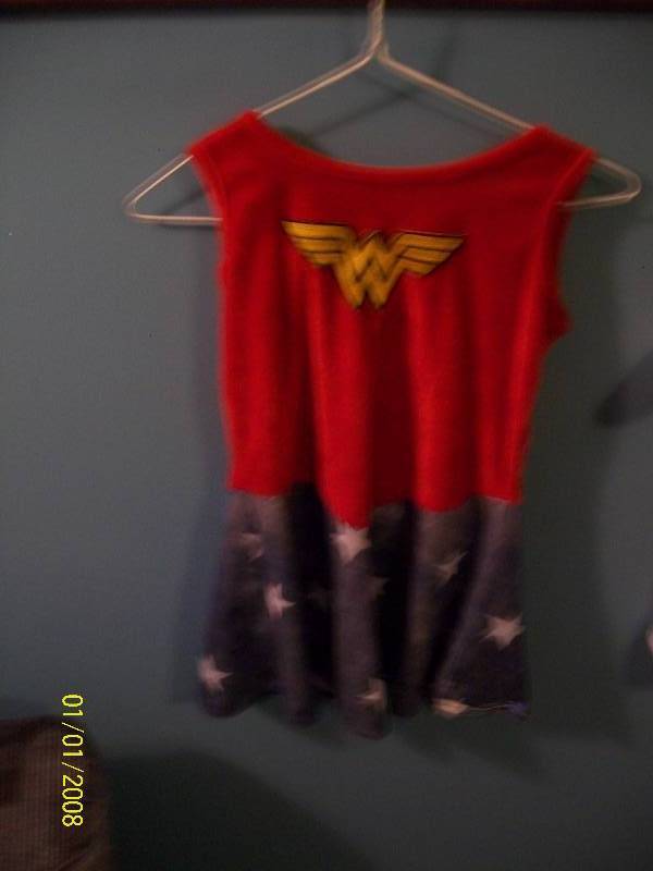lot 66 image: Child Costume Wonder Woman Outfit