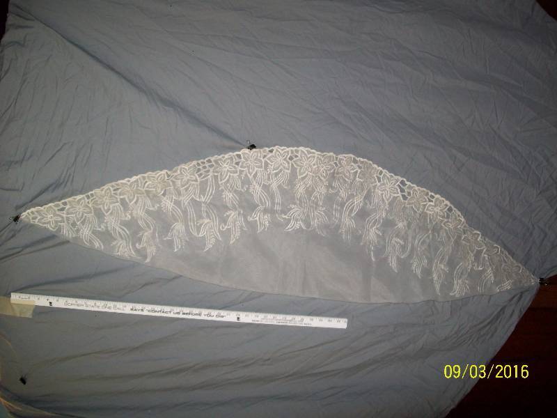 lot 18 image: Adult CostumeWhite-ish Shear Shawl Wrap with Flower design.