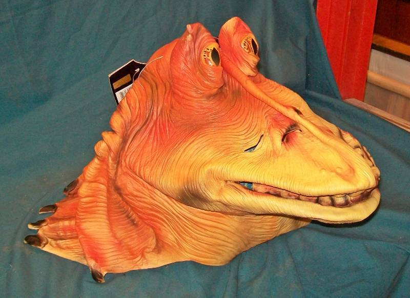 lot 43 image: Adult Costume Mask Star Wars Episode I, Jar Jar Binks - Rubies #3261,
