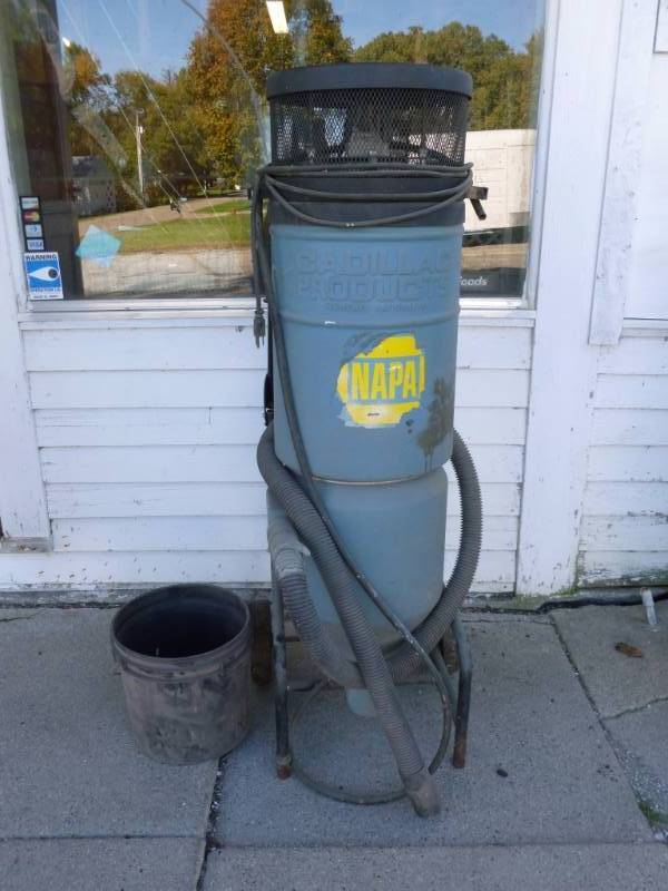 lot 10 image: NAPA Sandblaster