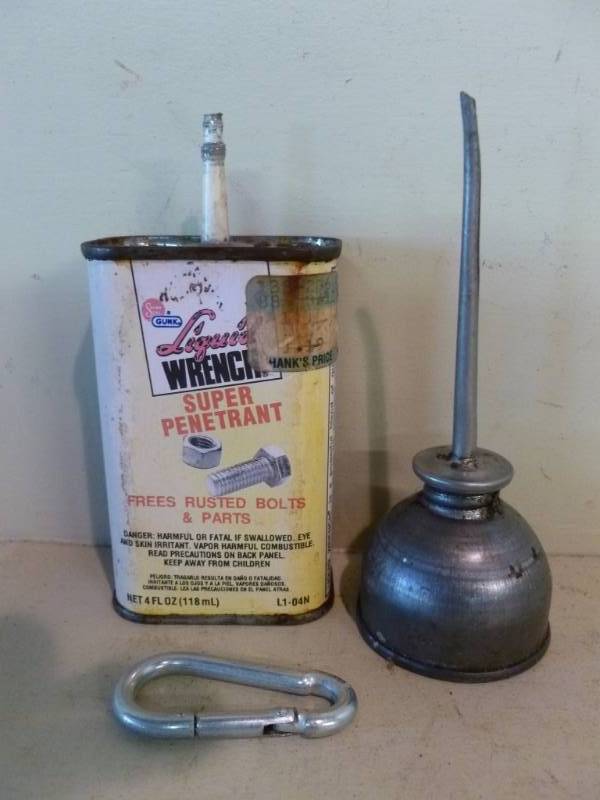 lot 46 image: Vintage Oil Can