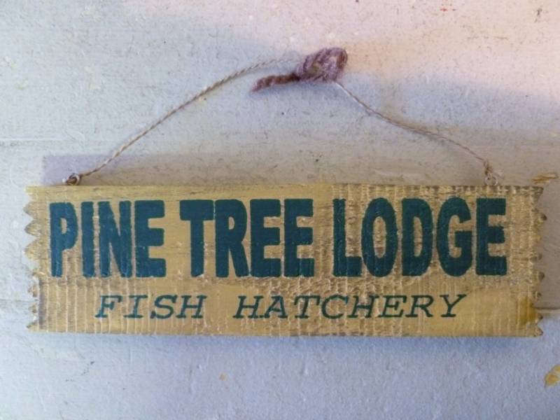 lot 104 image: Sign