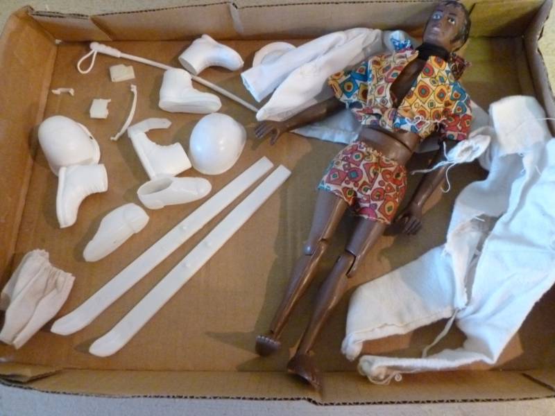 lot 114 image: Vintage Doll
