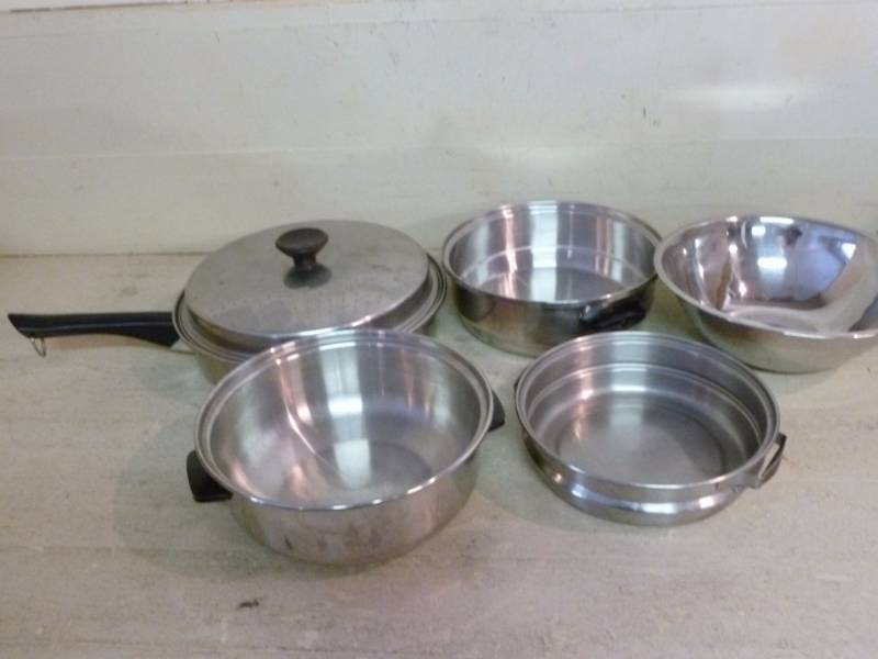 lot 136 image: Kitchen