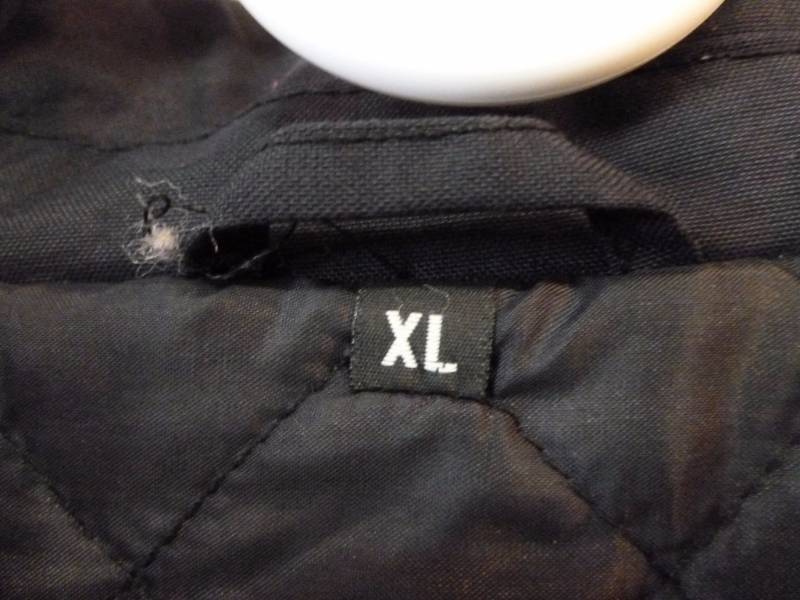 lot 162 image: Snowboarding Jacket