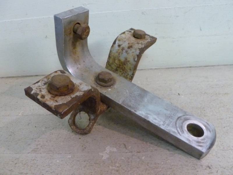 lot 208 image: Receiver Hitch