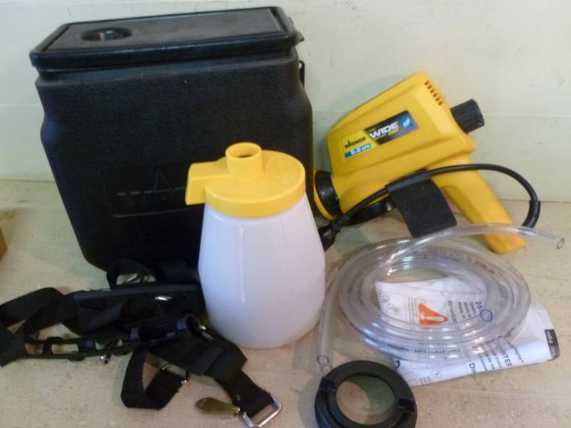 lot 211 image: Wagner Paint Sprayer