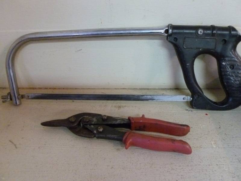 lot 224 image: Tools