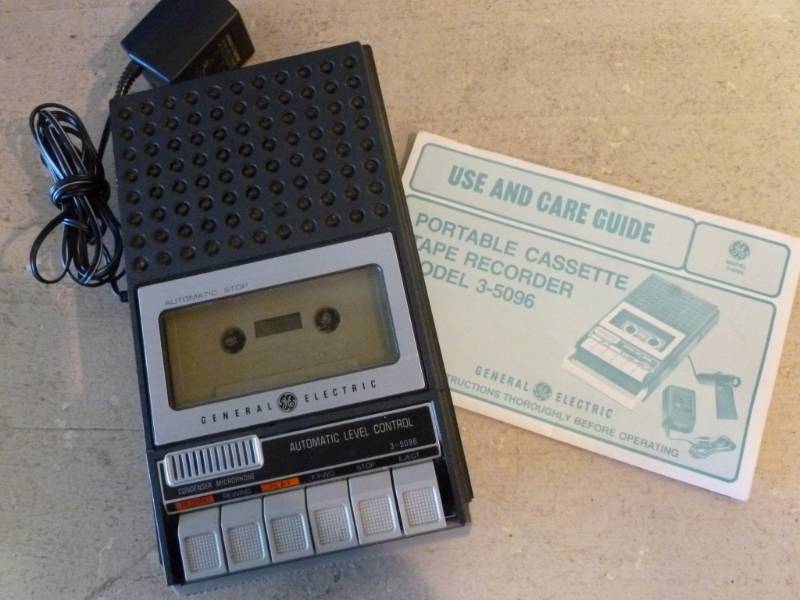 lot 235 image: Tape Recorder