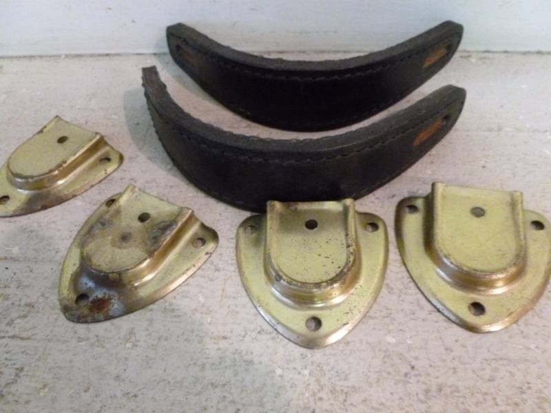 lot 261 image: Storage Trunk Handles