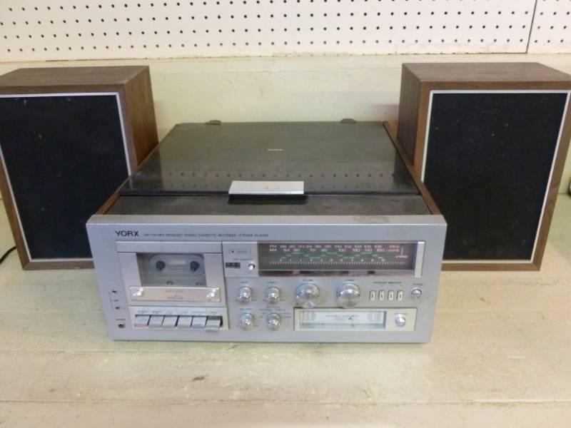 lot 271 image: Stereo System
