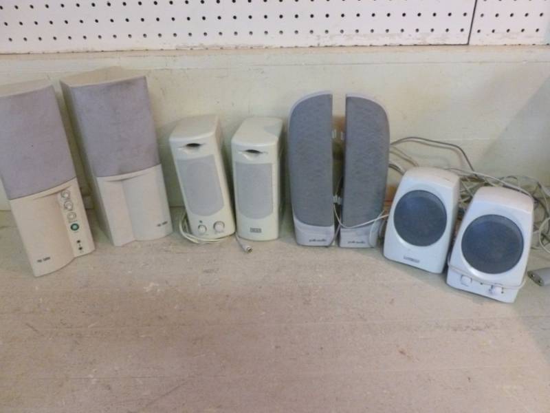 lot 280 image: Computer Speakers