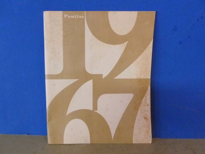 lot 321 image: Vintage Car Brochure