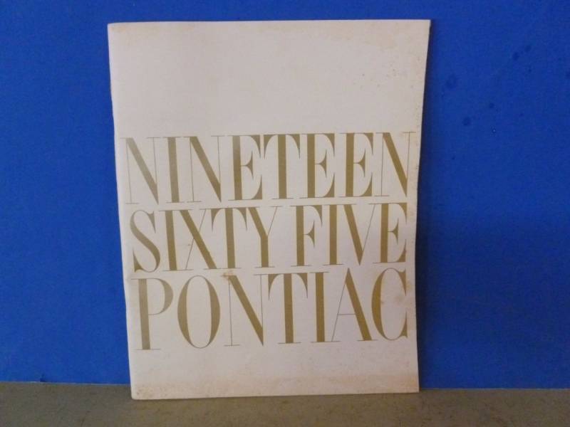 lot 322 image: Vintage Car Brochure