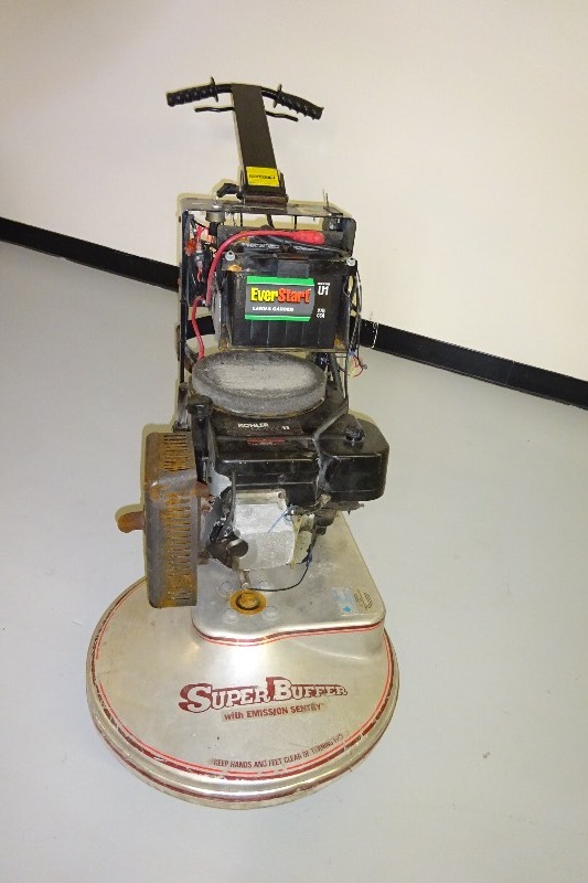 lot 3 image: Pioneer 2100 floor buffer