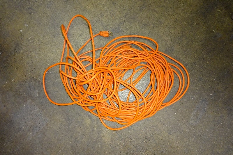 lot 9 image: Extension Cord