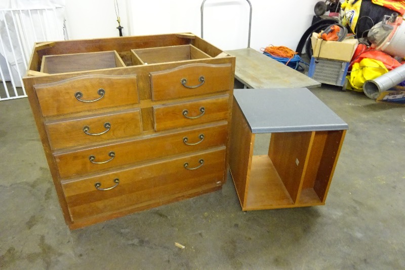 lot 61 image: 6 Drawer cabinet36 w x 24 d x 34 12 h