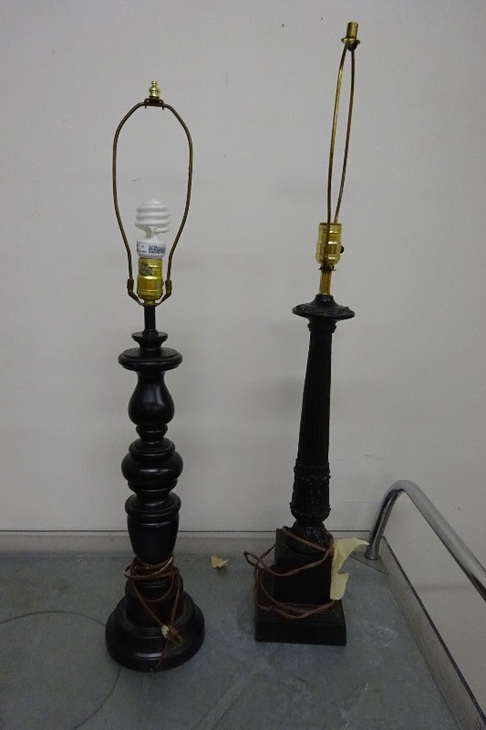 lot 65 image: 2 lamps