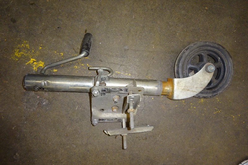 lot 22 image: Trailer Jack