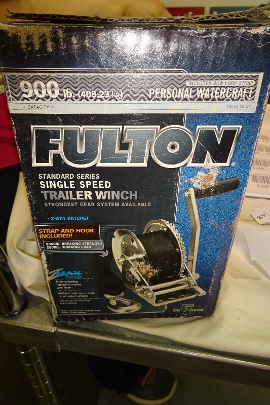 lot 24 image: Fulton Trailer winch