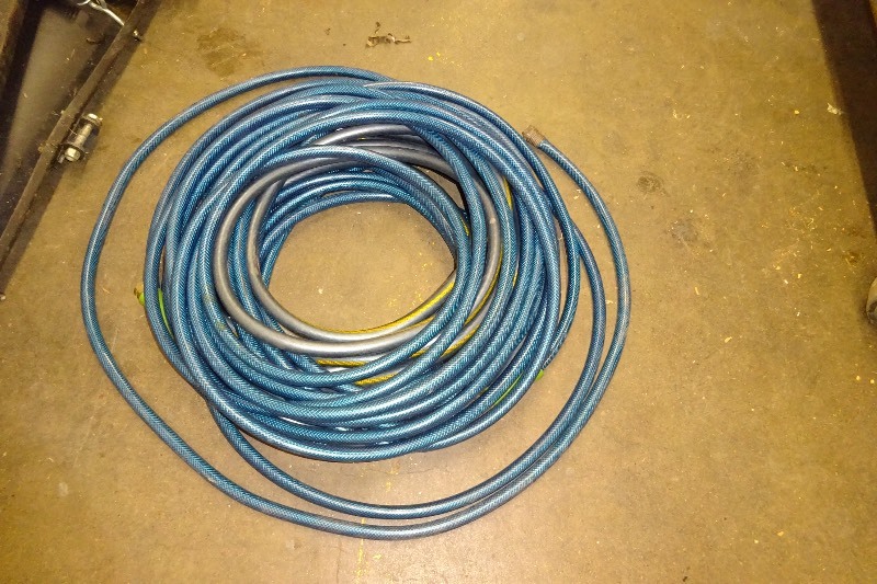 lot 34 image: Garden Hose