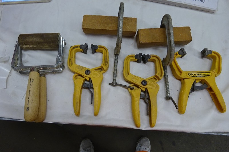 lot 39 image: Misc. clamps (5)