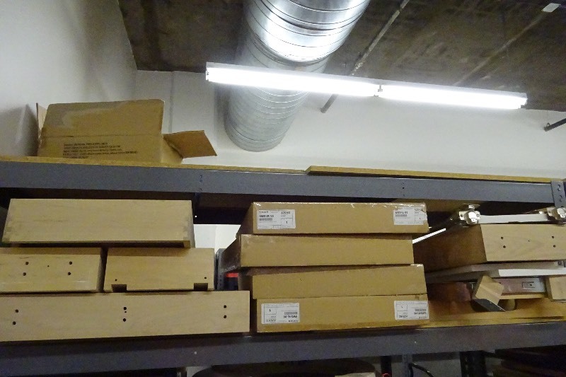 lot 50 image: 4 sets support brackets