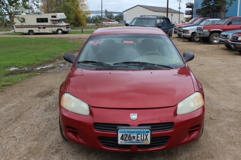 lot 1055 image: 2003 Dodge Stratus SE 4 Cyl