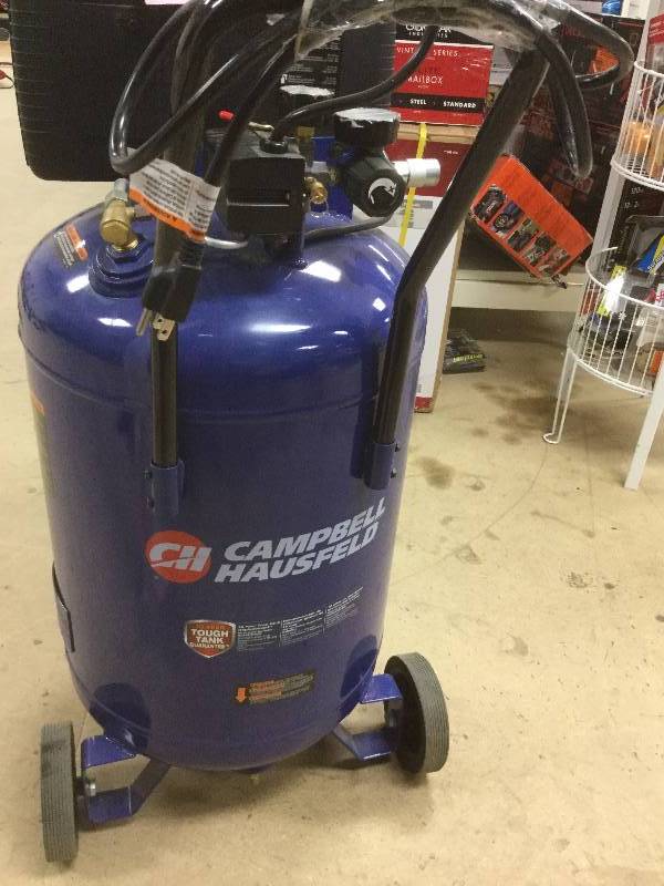lot 128 image: CH 20 Gal Oil Less Compressor in Good Working Condition