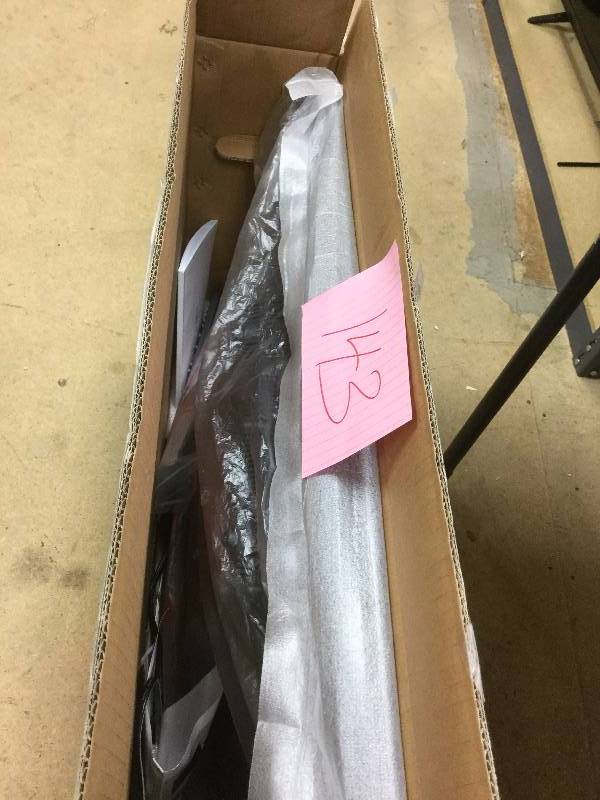 lot 143 image: Westinghouse 32 LED HDTV in like New condition