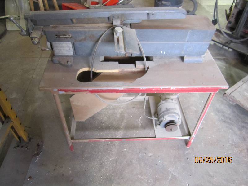 lot 13 image: Craftsman joiner, motor runs ...