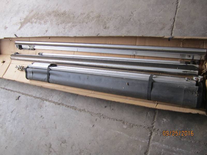 lot 34 image: Tonneau cover for a short bed ford ...