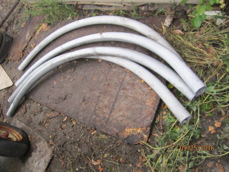 lot 37 image: Four 3 90 degree conduit PVC pipe...