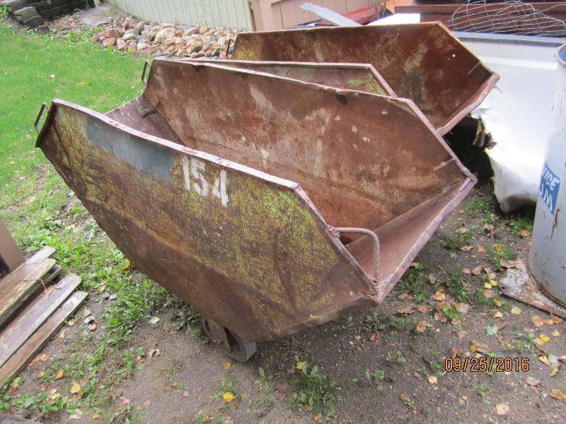 lot 46 image: 2 carts  bins  all metal, 5.5 feet...