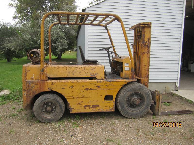 Datsun forklift, model FG 106 6500 | Machines, Shop, Materials