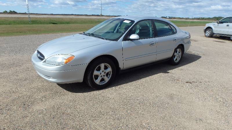 2002 Ford Taurus