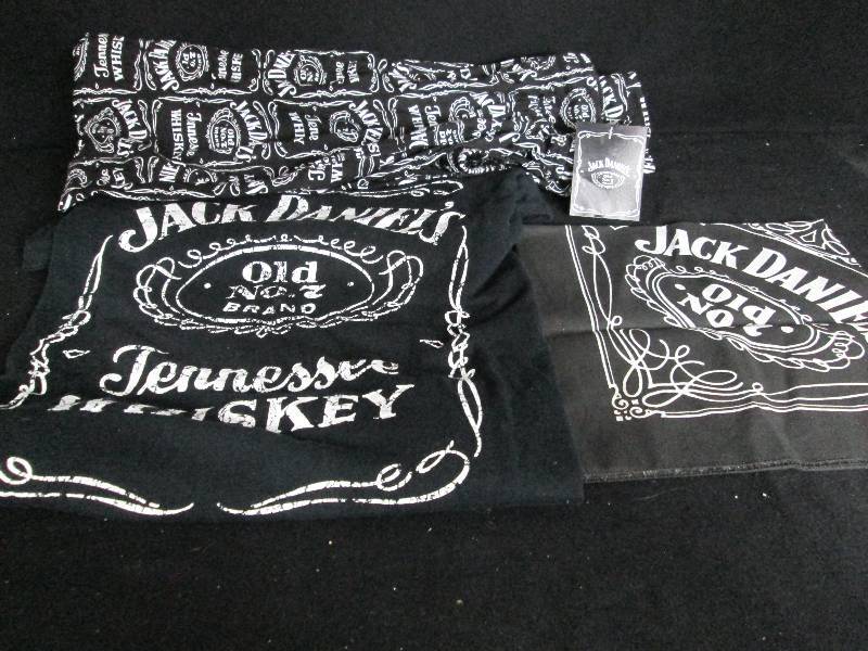 lot 24 image: Jack Daniels Tee Shirt Pajama Bottoms & Bandana