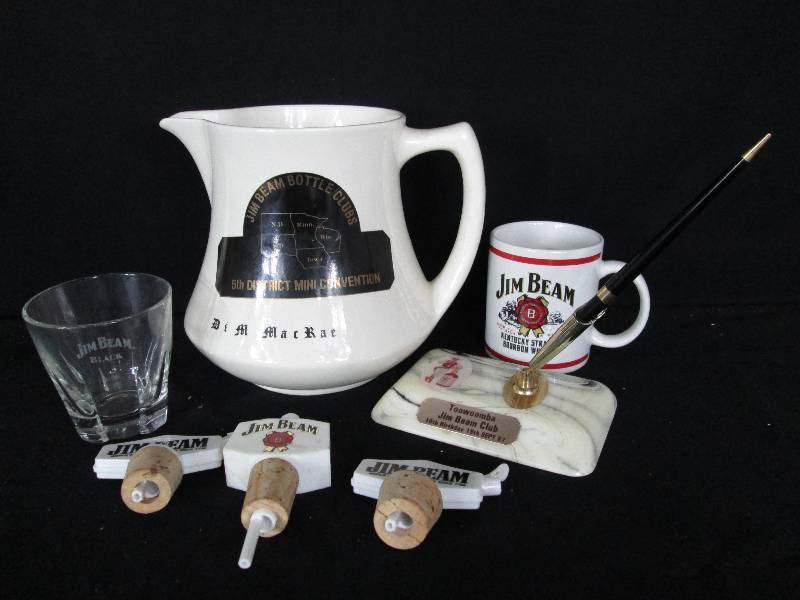 lot 34 image: Misc Jim beam Collectables
