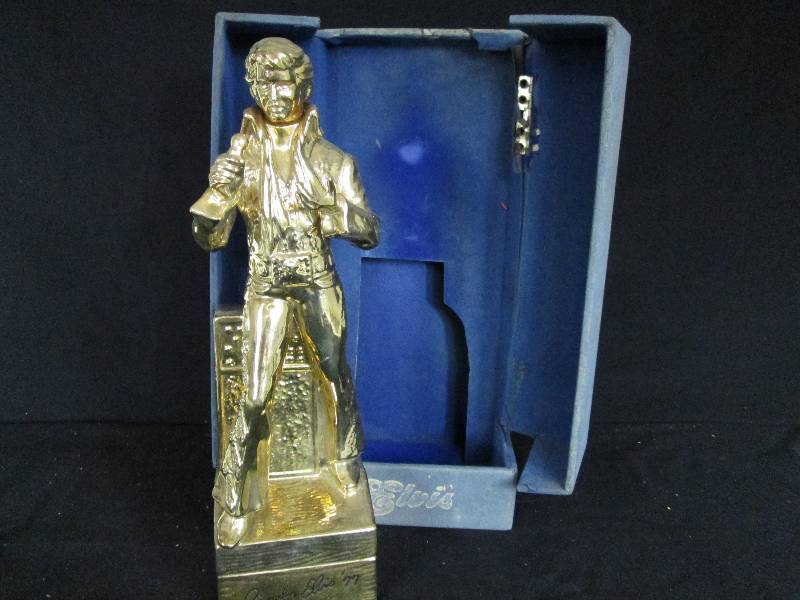 lot 53 image: McCormick Sincerely Elvis 77 Gold Decanter